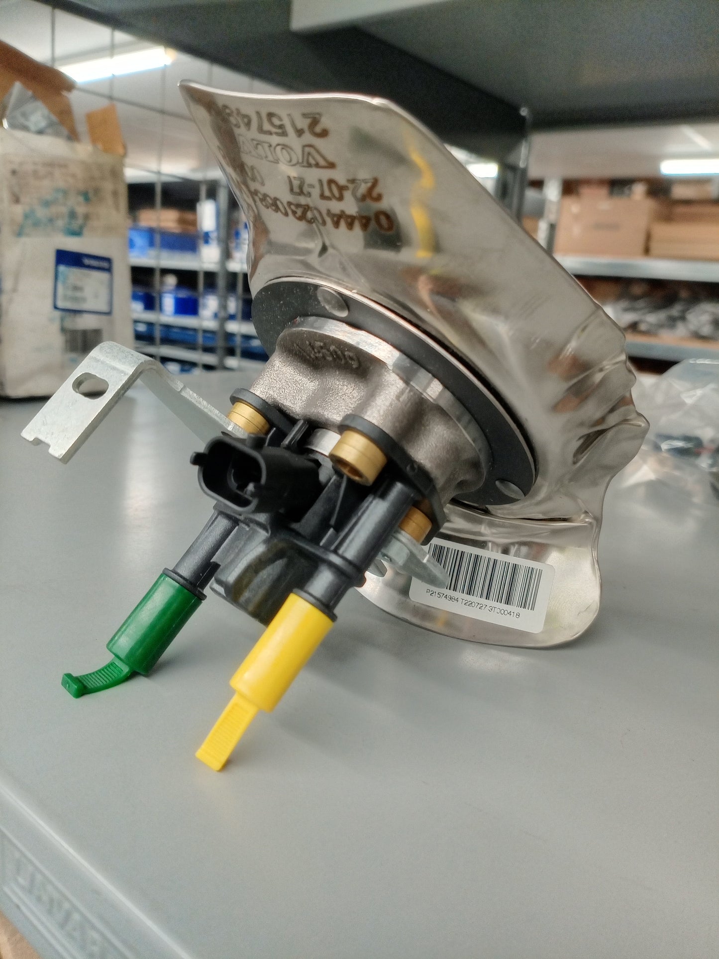 VOLVO PENTA ADBLU DOSAGE VALVE MODULE INJECTOR 21574984 (LOC-D01A)
