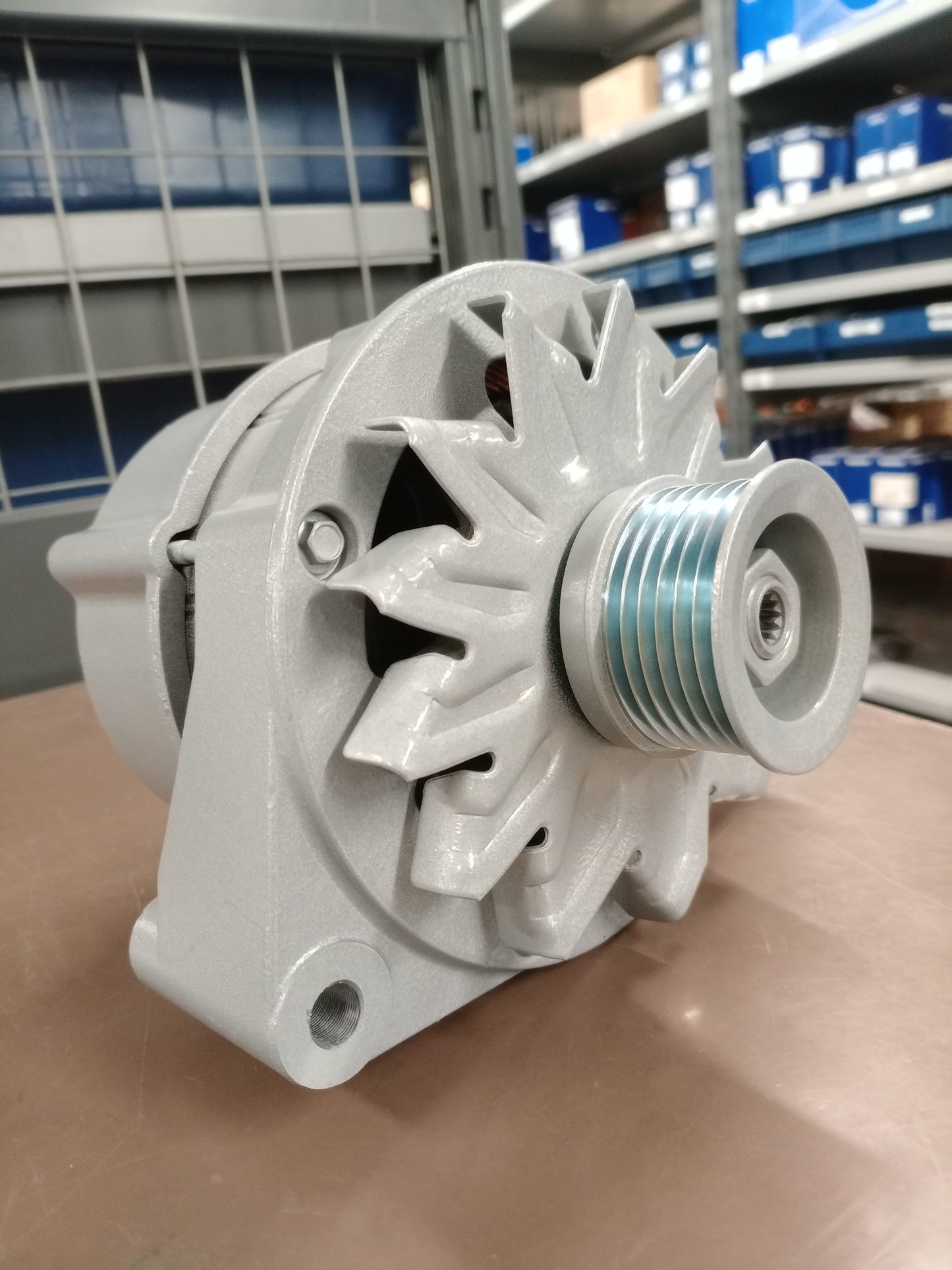 STEYR MOTORS GENUINE OEM ALTENATOR 14V-120A Z026127-0