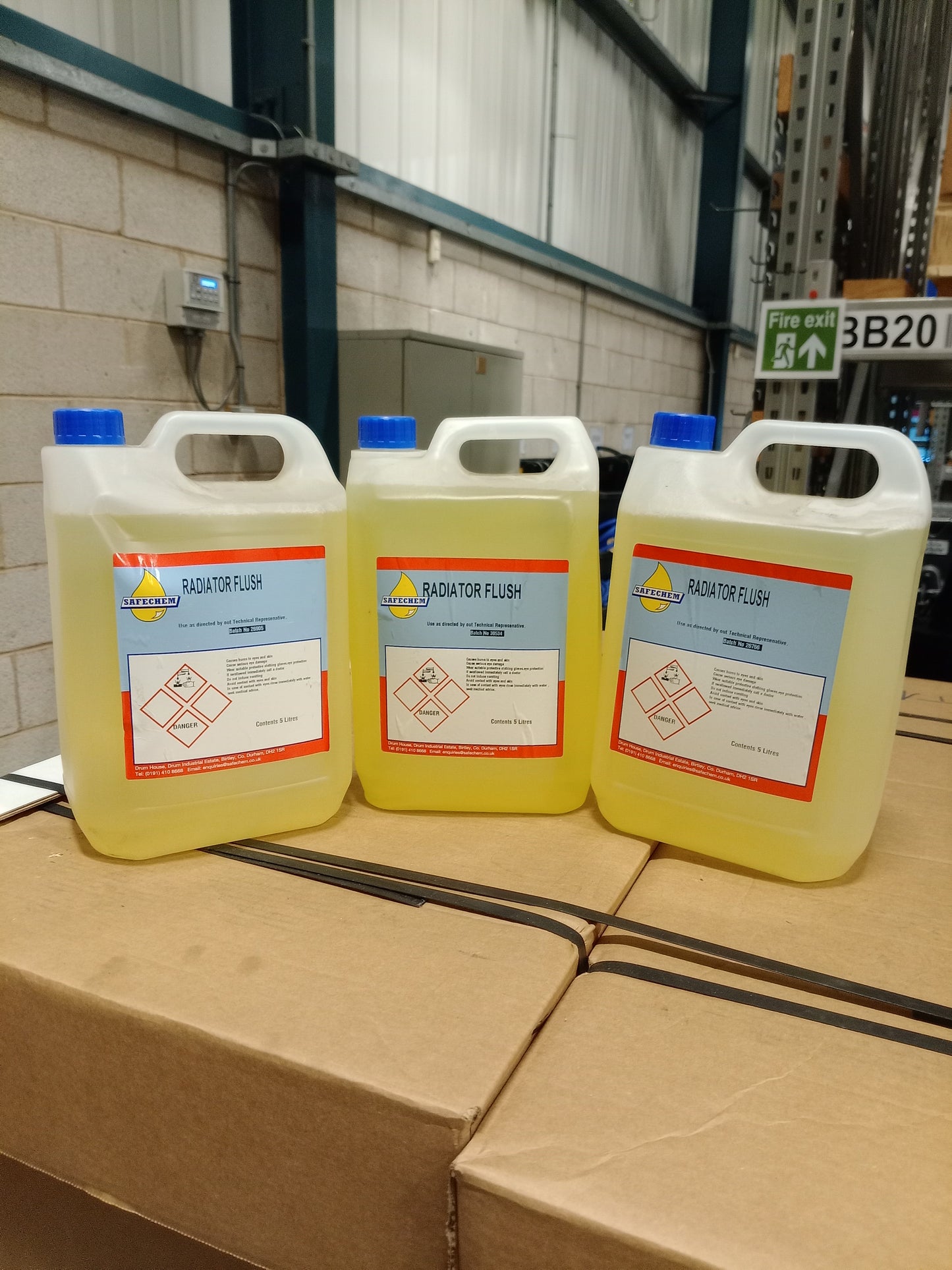RADIATOR FLUSH SAFECHEM 5L -SUITABLE FOR ALL ON-ROAD & OFF-ROAD WATER COOLED ENGINES