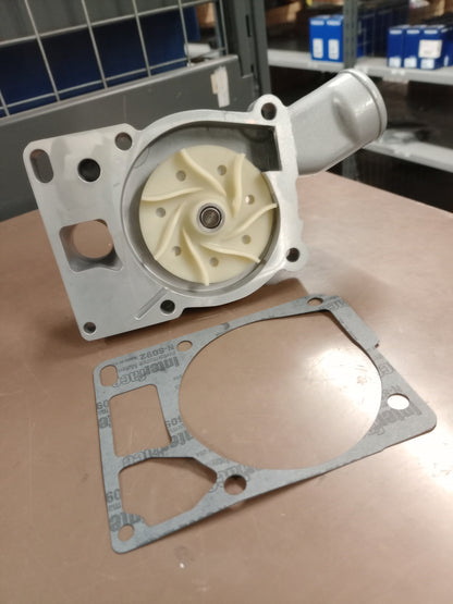 STEYR MOTORS WATER PUMP & GASKET KIT COMPLETE Z002425-0 OEM