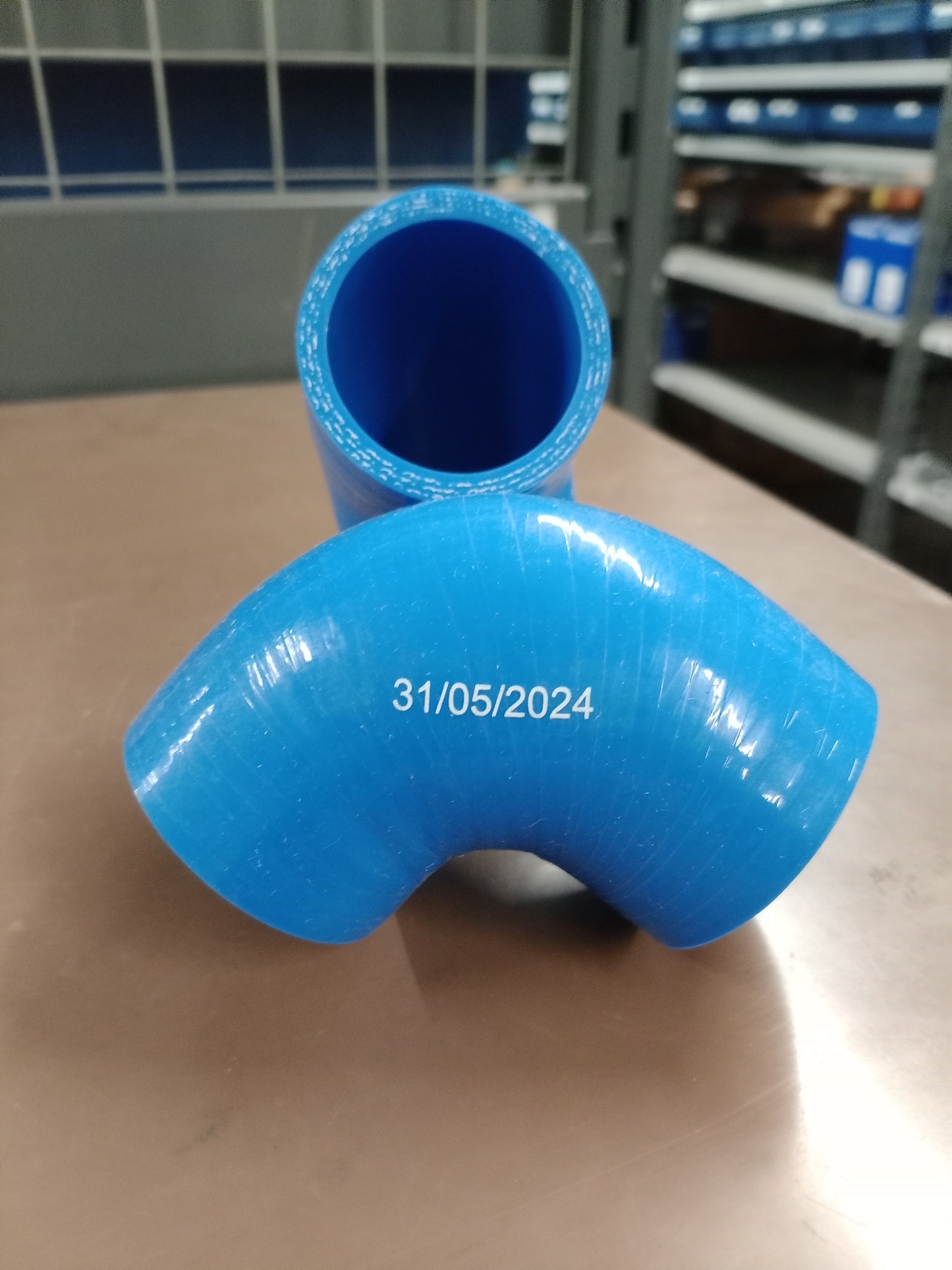 STEYR MOTORS GENUINE WATER PUMP MOULDED HOSE ELBOW PIPE 2179813-0