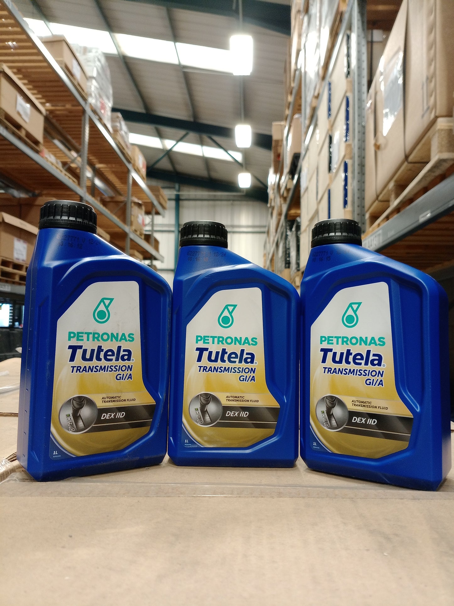 FPT INDUSTRIAL PETRONAS TUTELA GI/A (ATF - PSF) 1L GENUINE FLUIDS 76029E18EU