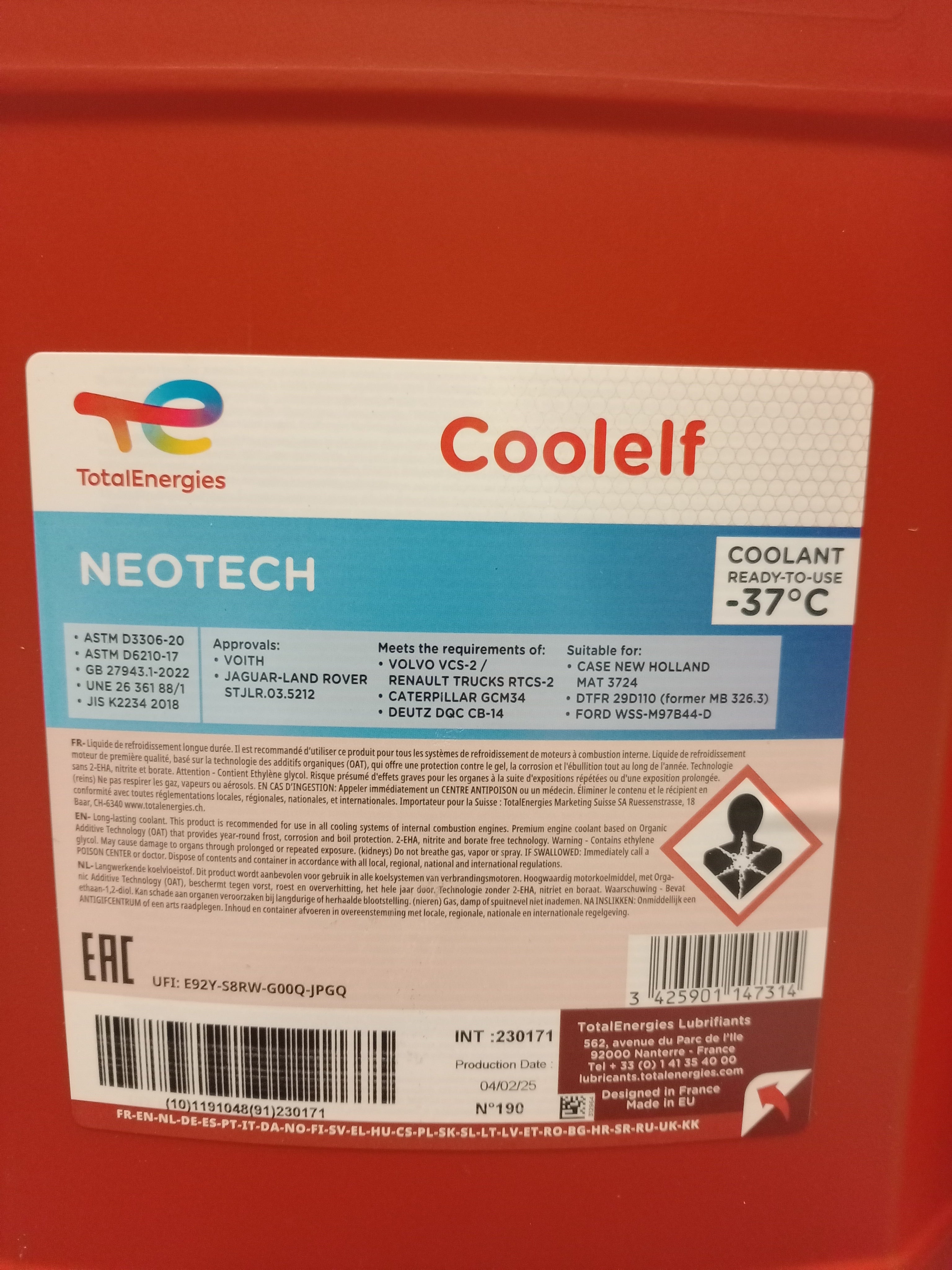 KUBOTA GENUINE SUPER LONG LIFE COOLANT (SLLC) 20L W21UC01020 Red