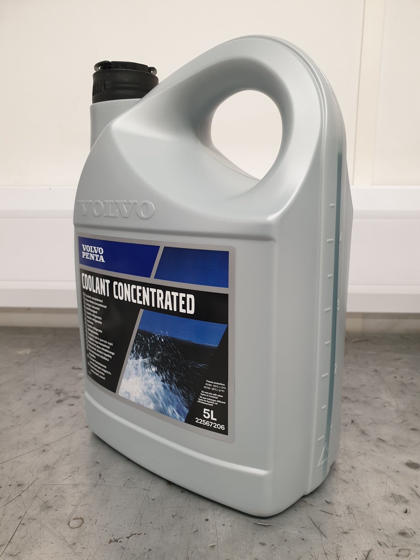 VOLVO PENTA GREEN COOLANT ANTIFREEZE CONCERNTRATE 5L 22567206 / 1141646